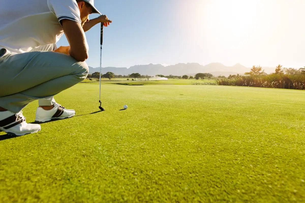 Golf aloittelijalle: Näin pääset alkuun helposti – varusteet, vinkit ja suositukset (2025)