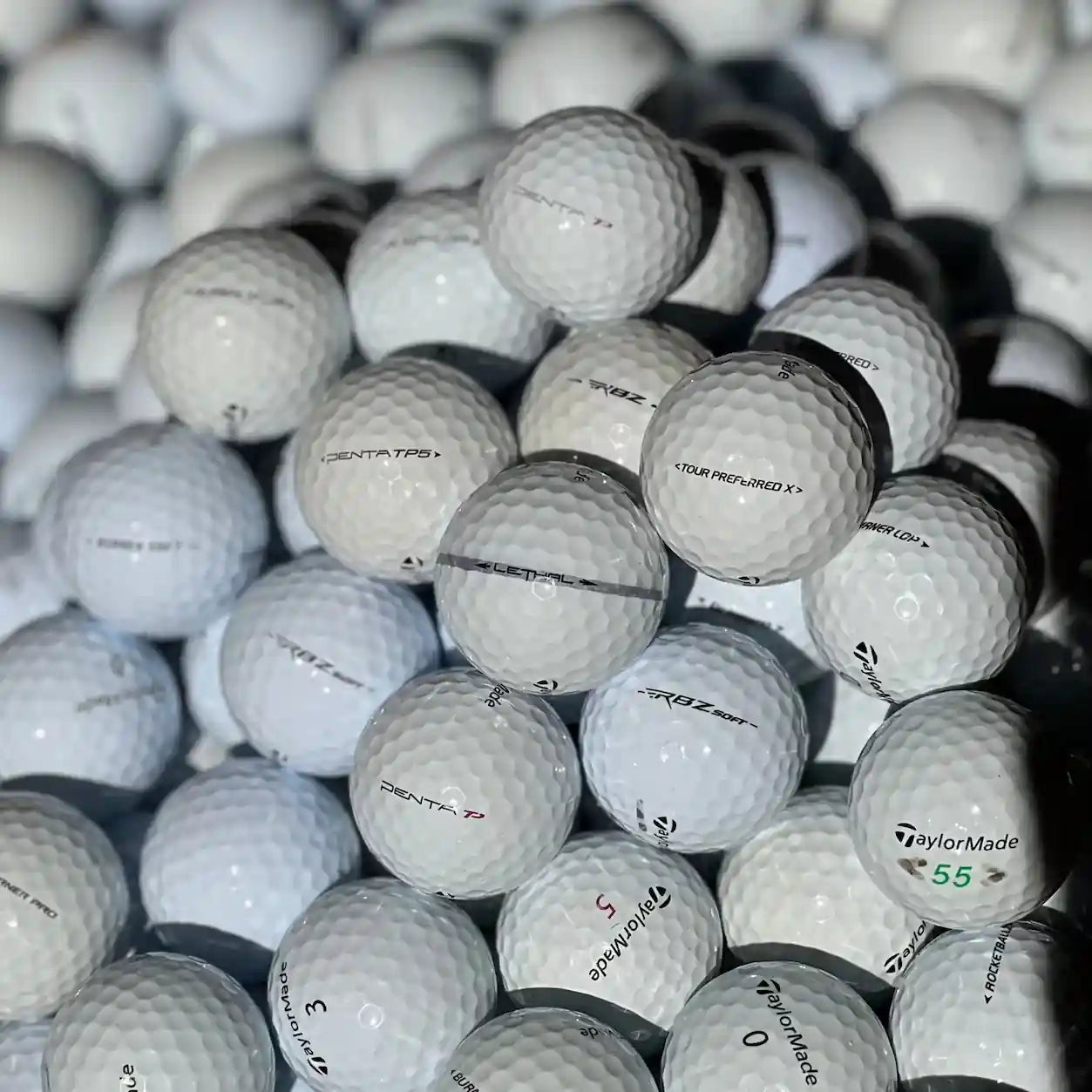 50 kappaleen käytettyjen TaylorMade golfpallojen lajitelma ekologisessa pakkauksessa – Järvigolf